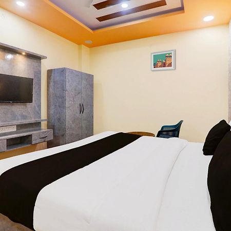 Super Hotel O Raas Plaza Κανπούρ Εξωτερικό φωτογραφία
