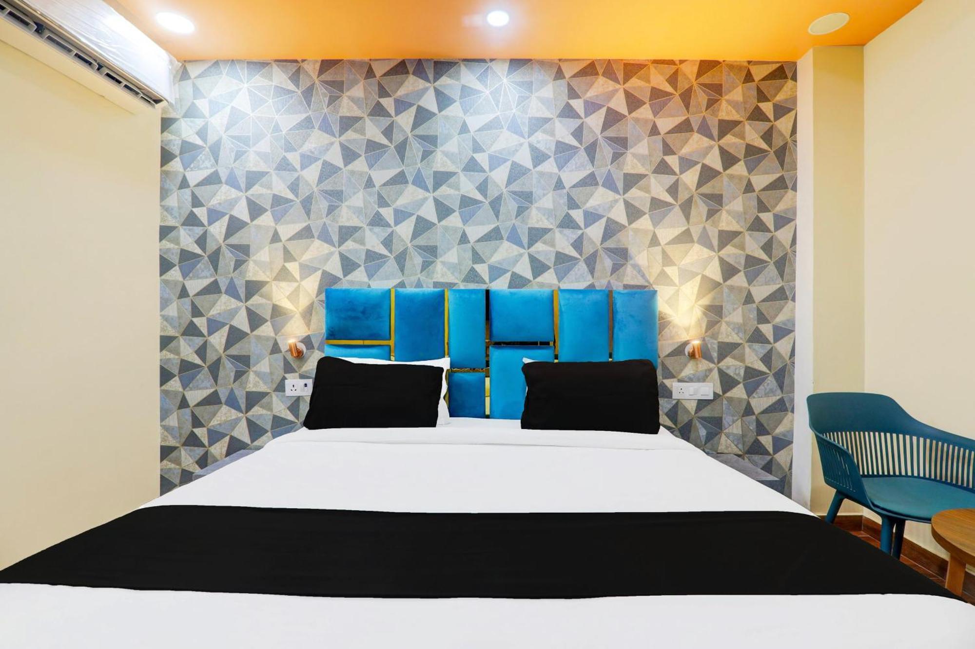 Super Hotel O Raas Plaza Κανπούρ Εξωτερικό φωτογραφία