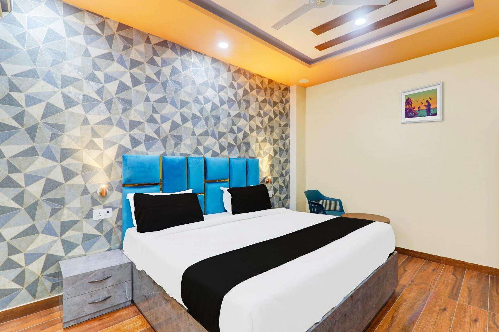 Super Hotel O Raas Plaza Κανπούρ Εξωτερικό φωτογραφία