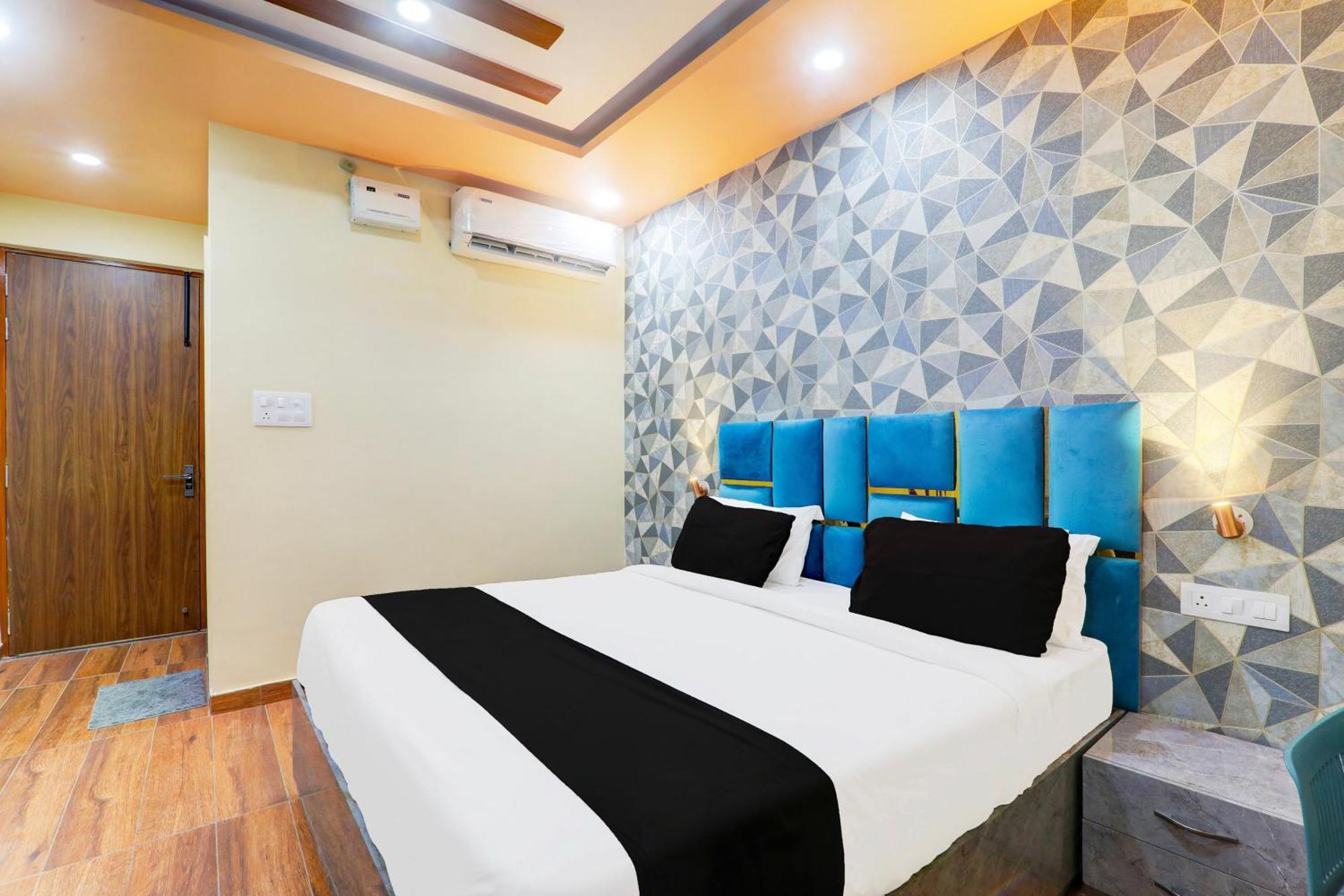 Super Hotel O Raas Plaza Κανπούρ Εξωτερικό φωτογραφία