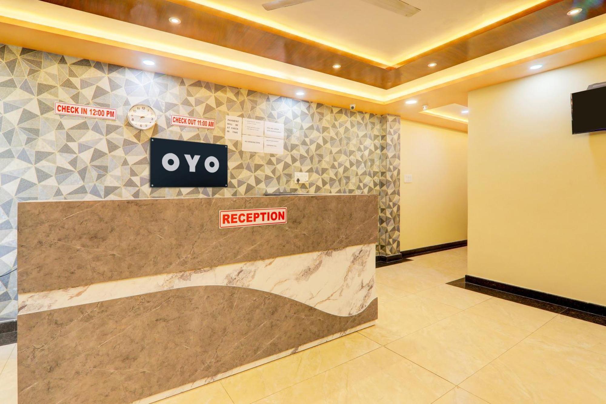 Super Hotel O Raas Plaza Κανπούρ Εξωτερικό φωτογραφία