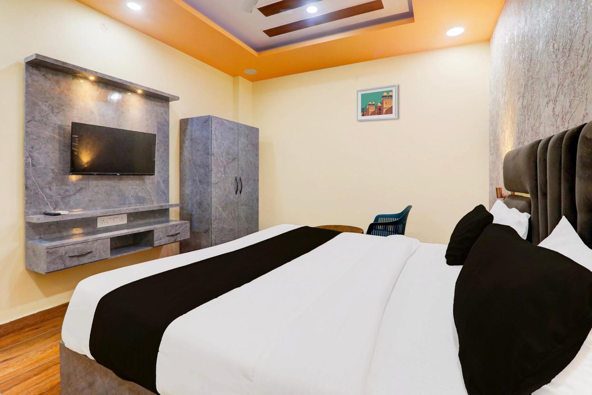 Super Hotel O Raas Plaza Κανπούρ Εξωτερικό φωτογραφία